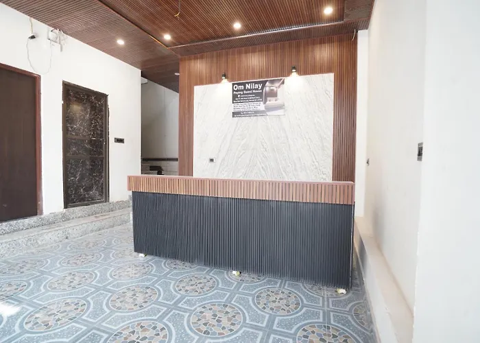 Om Nilay Paying Guest House