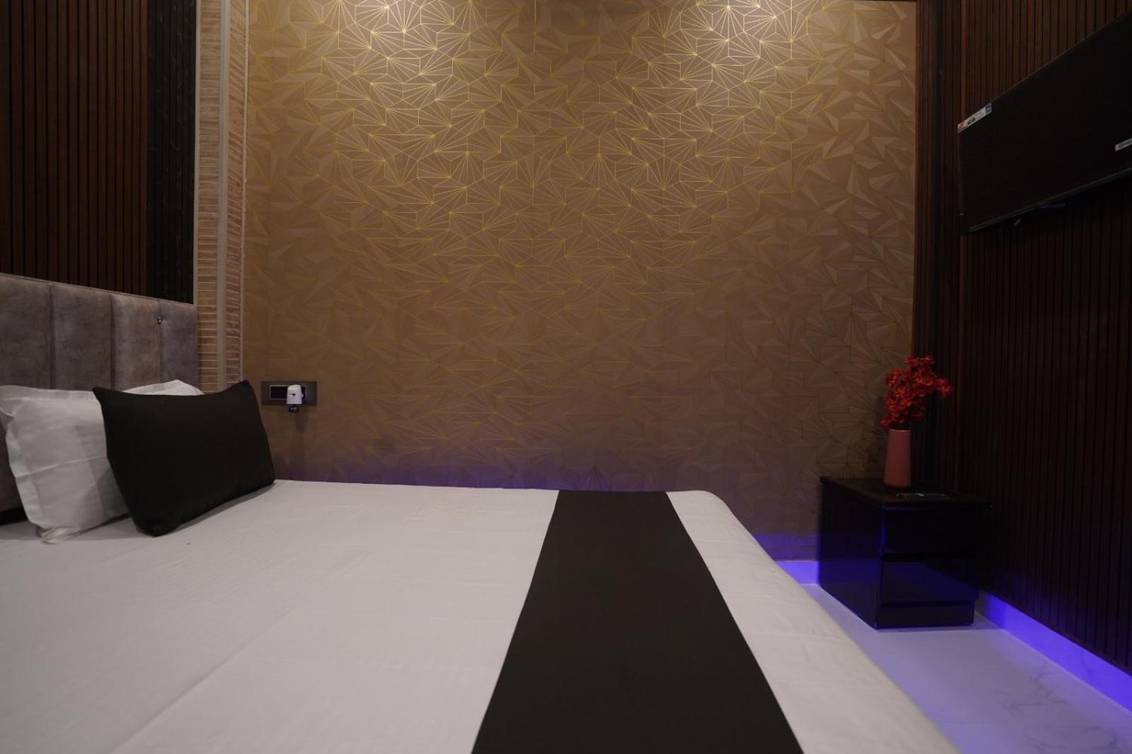 Guest house Om Nilay Paying Varanasi